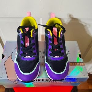 Skechers Street Kos Angeles; Women's size 6.5.